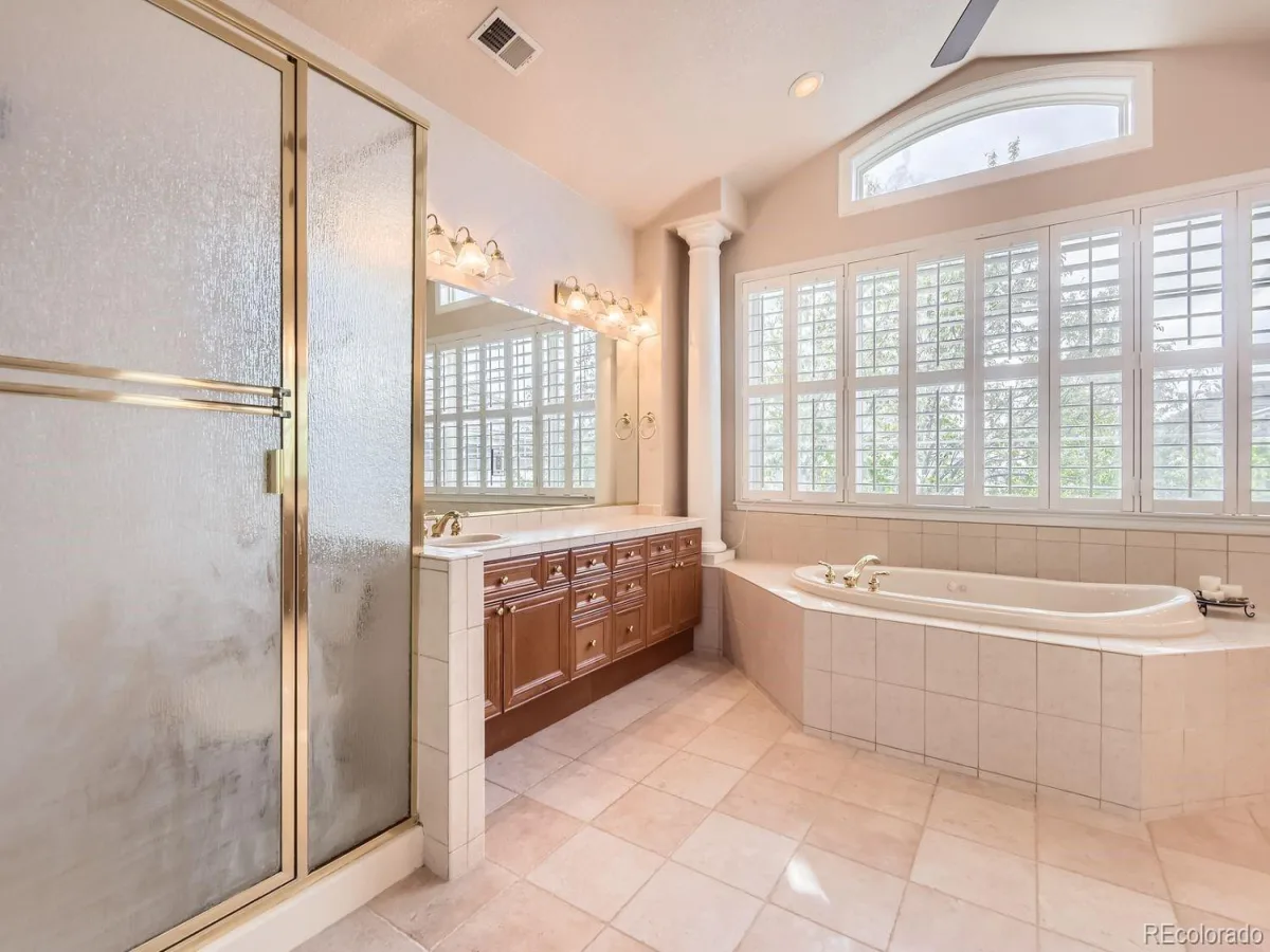 10456 Carriage Club Drive Lone Tree CO 80124 MLS #REC8235634 07082026013804 1200 19