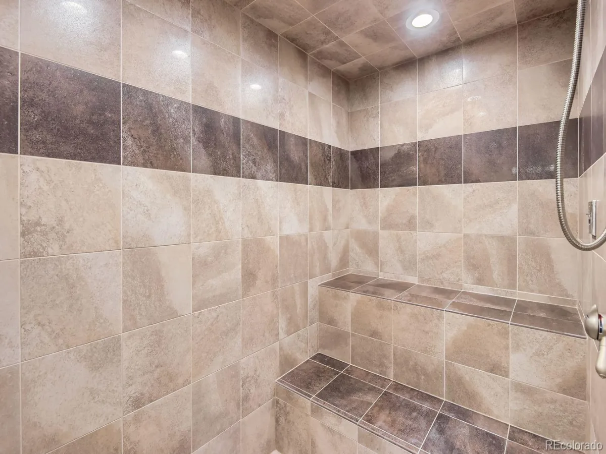 10456 Carriage Club Drive Lone Tree CO 80124 MLS #REC8235634 07082026013804 1200 33