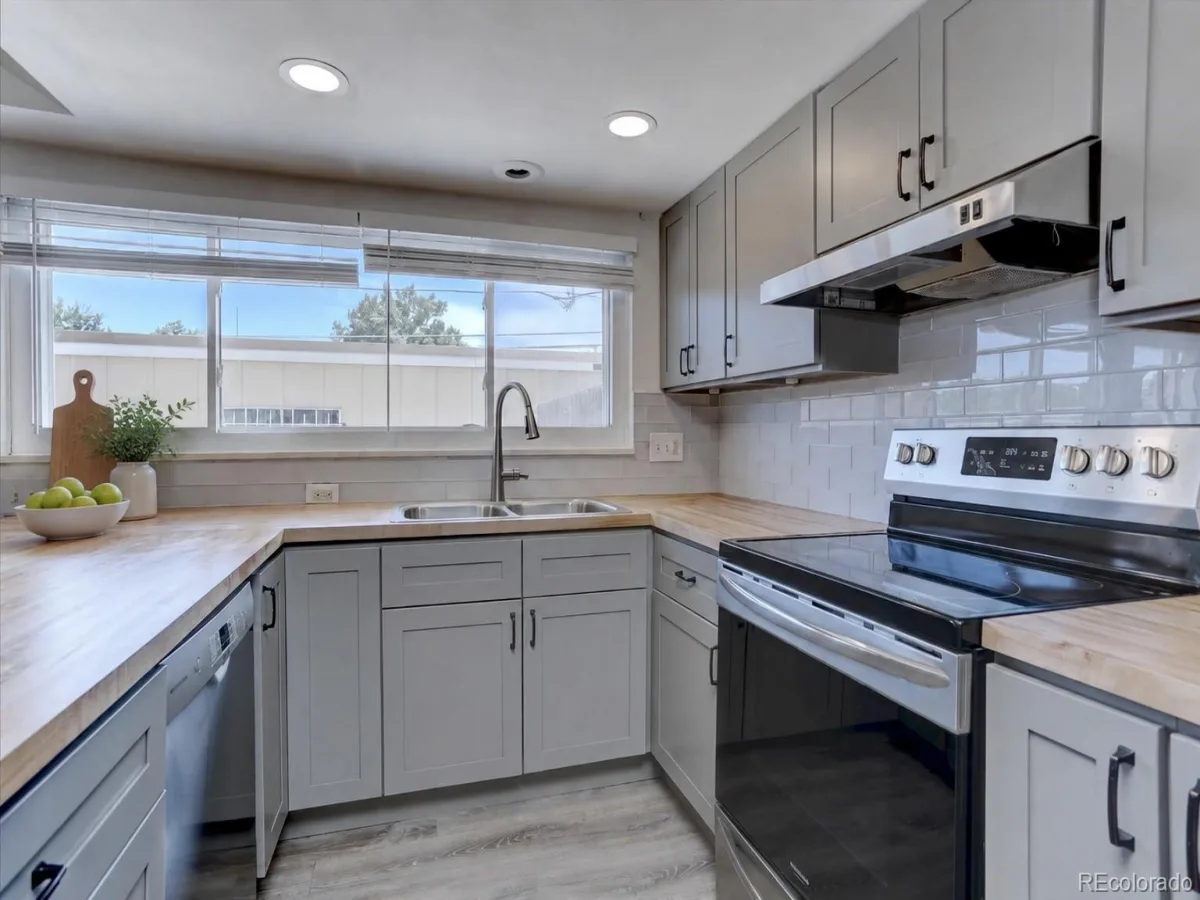 815 S Youngfield Court Denver CO 80228 | MLS #REC8236932 07252026132346 1200 3
