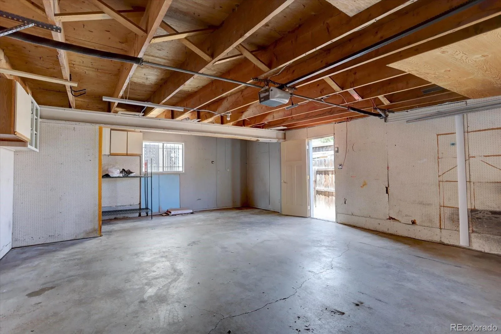 815 S Youngfield Court Denver CO 80228 | MLS #REC8236932 07252026132346 1600 34