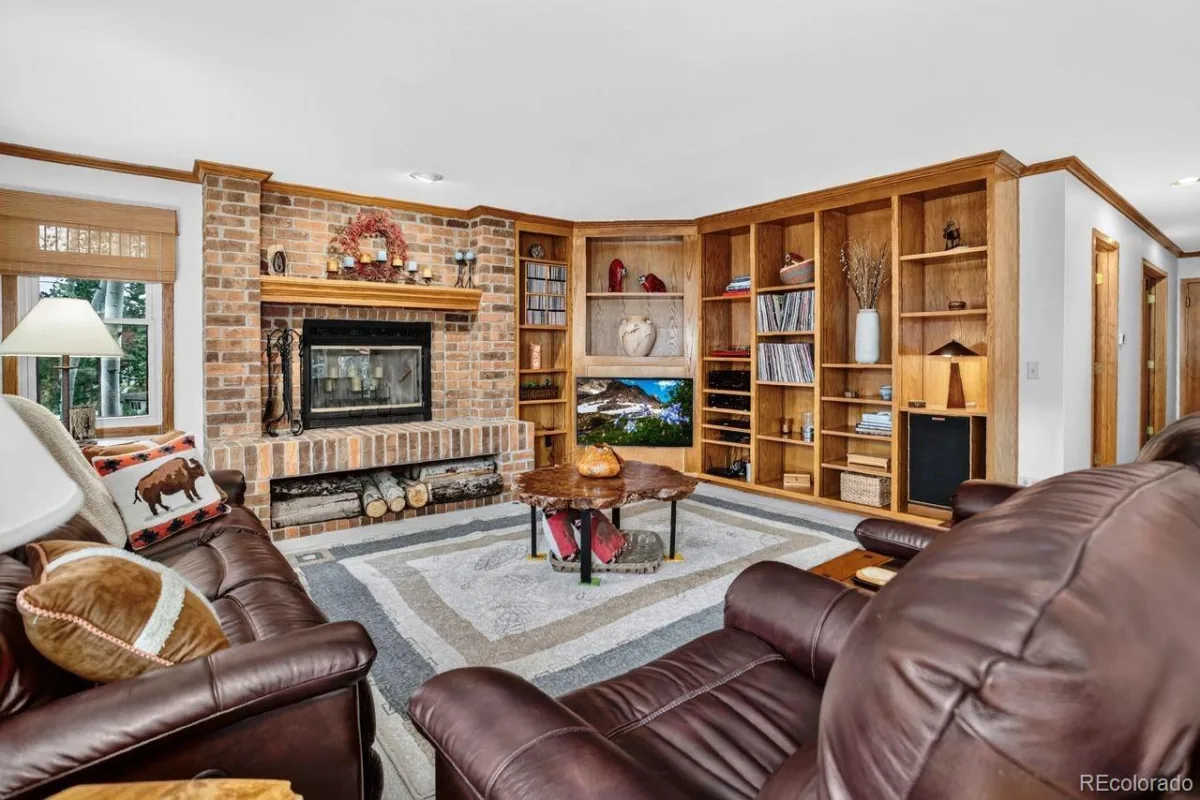 25856 Buffalo Lane Golden CO 80401 | MLS #REC8237016 07102026044714 1200 19