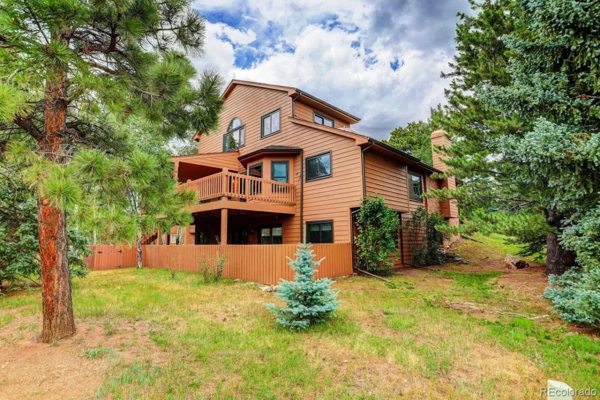 25856 Buffalo Lane Golden CO 80401 | MLS #REC8237016 07102026044714 1200 3