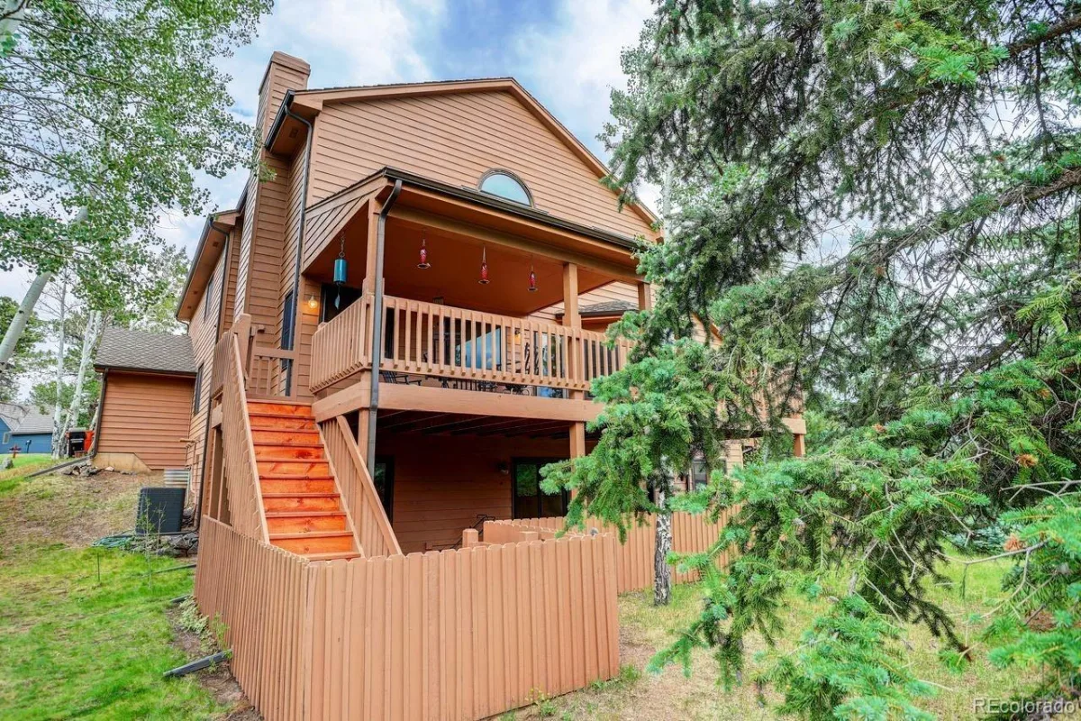 25856 Buffalo Lane Golden CO 80401 | MLS #REC8237016 07102026044714 1200 41