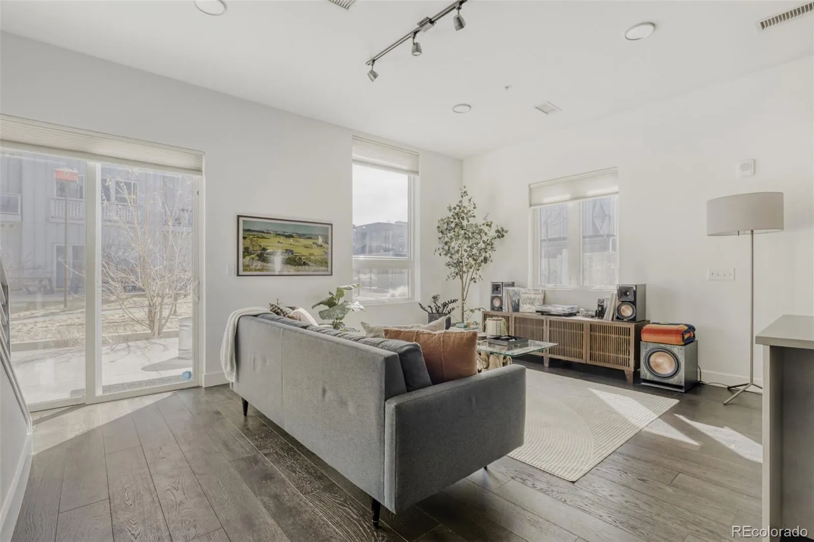 04102026051727 1600 13