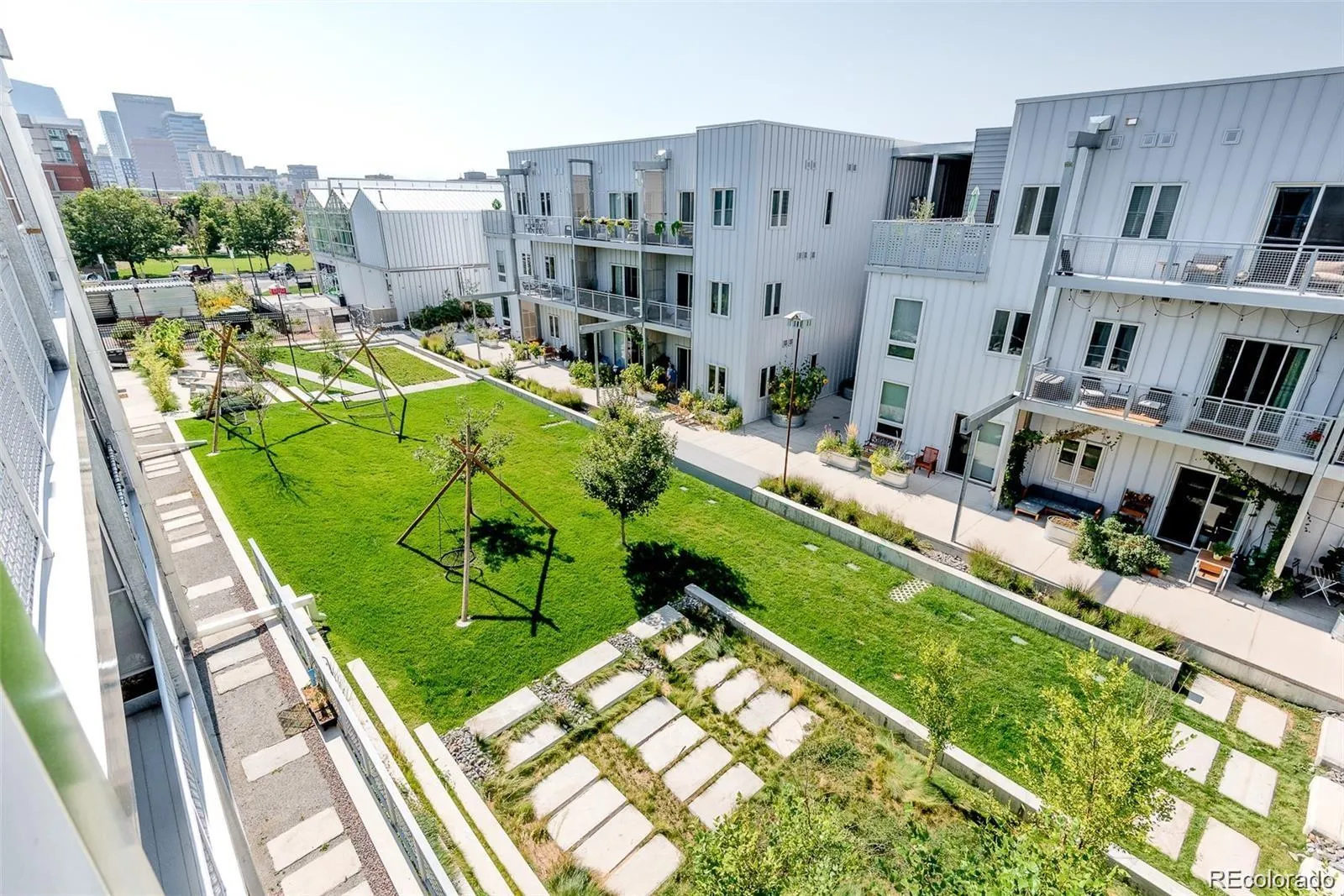 04102026051727 1600 2