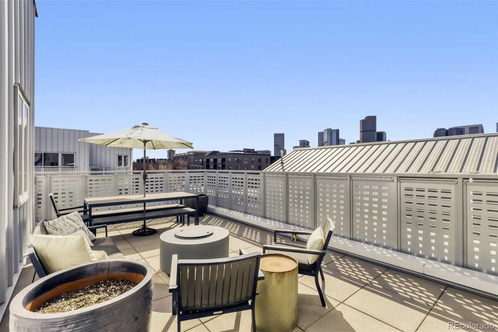 04102026051727 1600 27