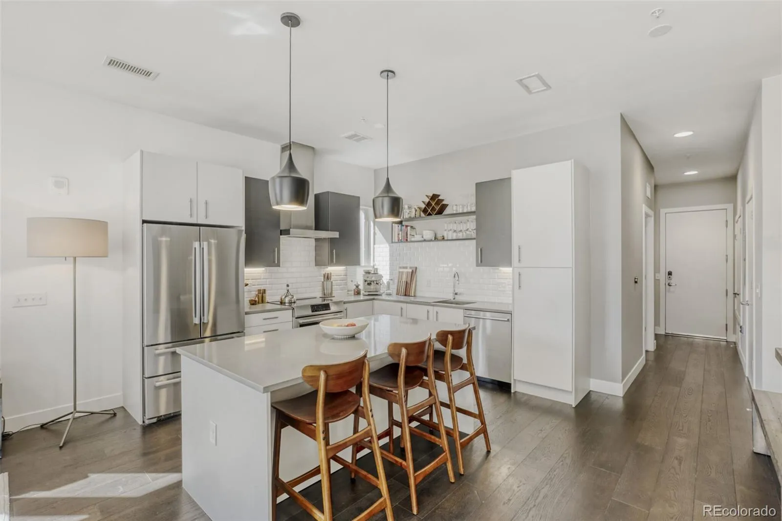 04102026051727 1600 9