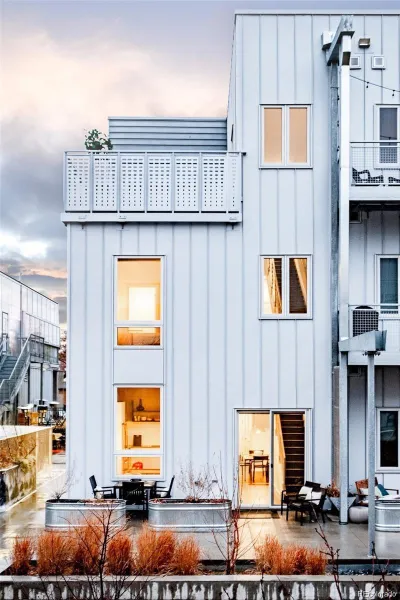 04102026051727 800 0