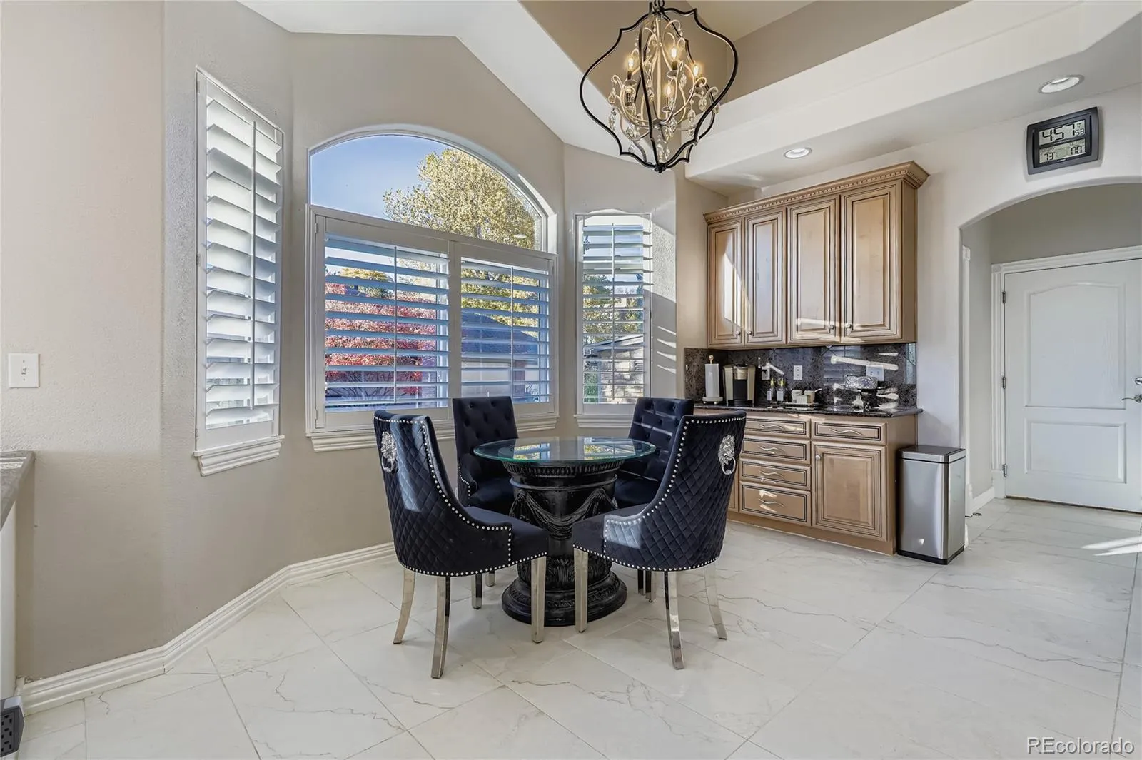 04162026233630 1600 16