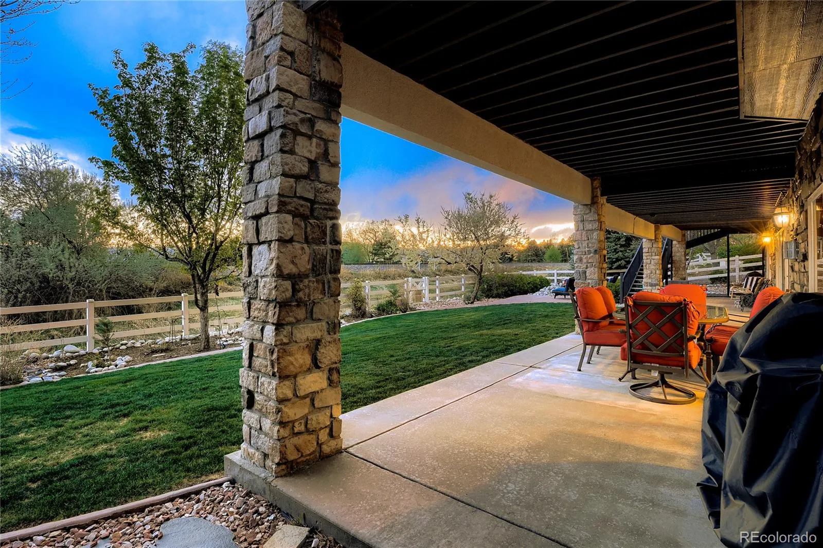 04162026233630 1600 43