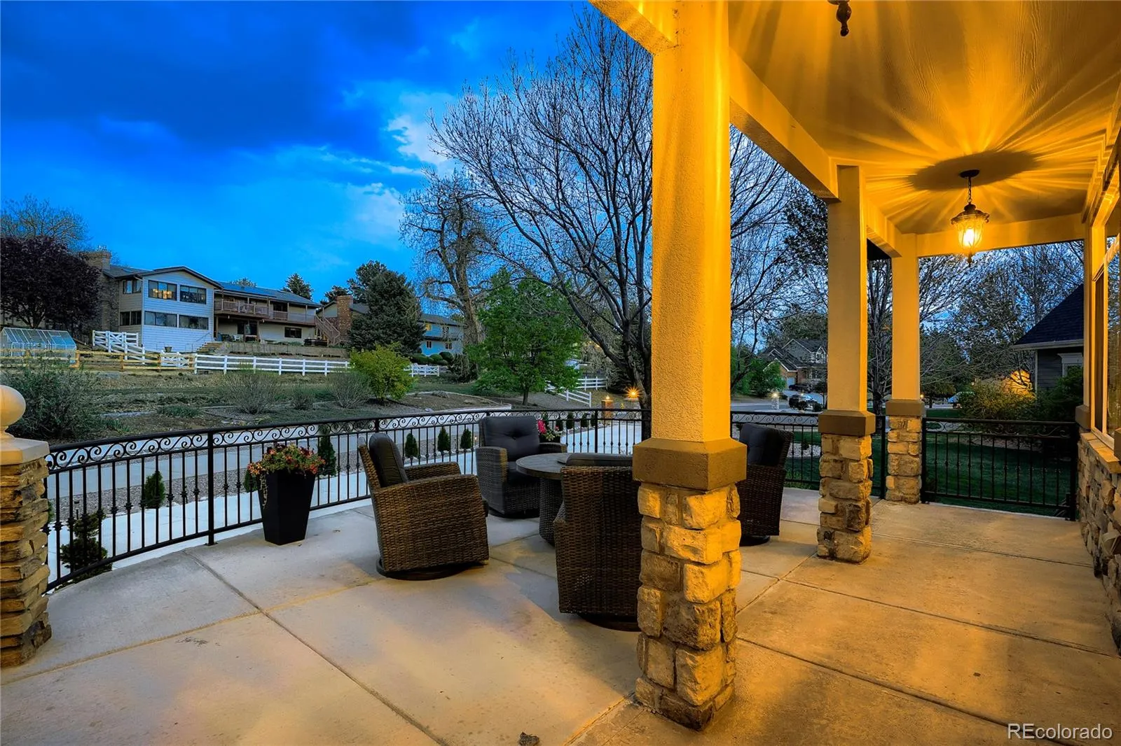 04162026233630 1600 6