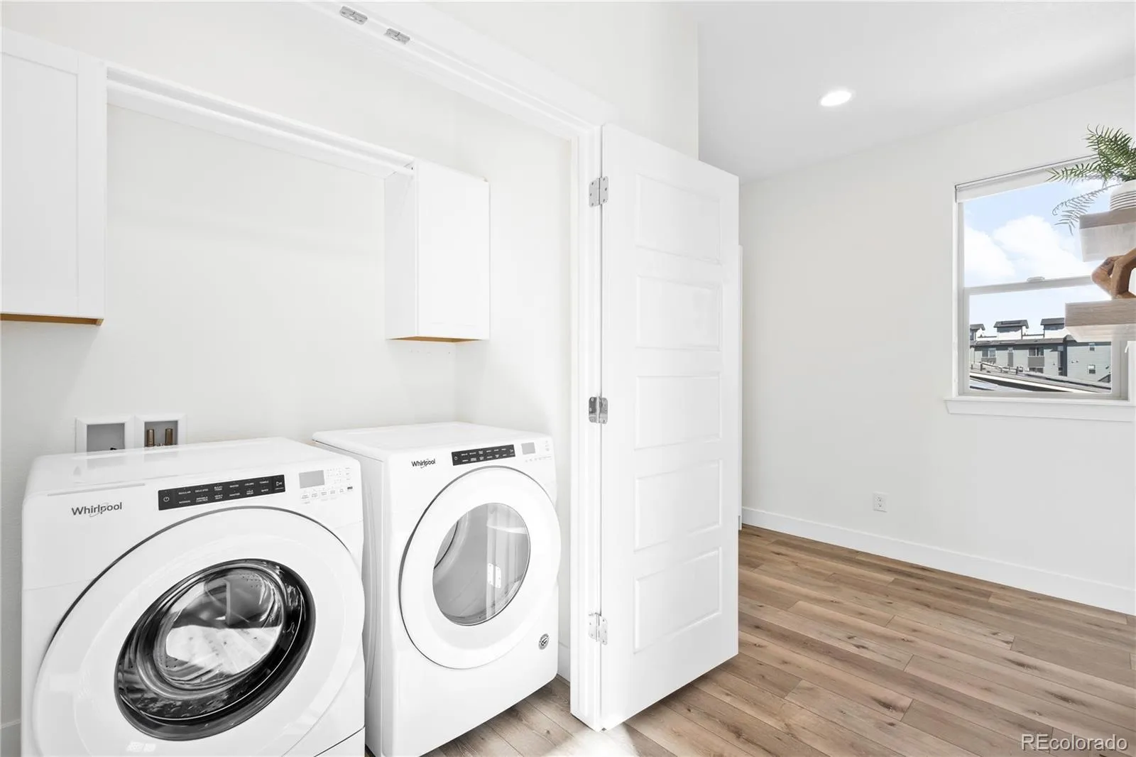 2522 N Moline Street Aurora CO 80010 MLS #REC8239016 05112026070833 1600 17