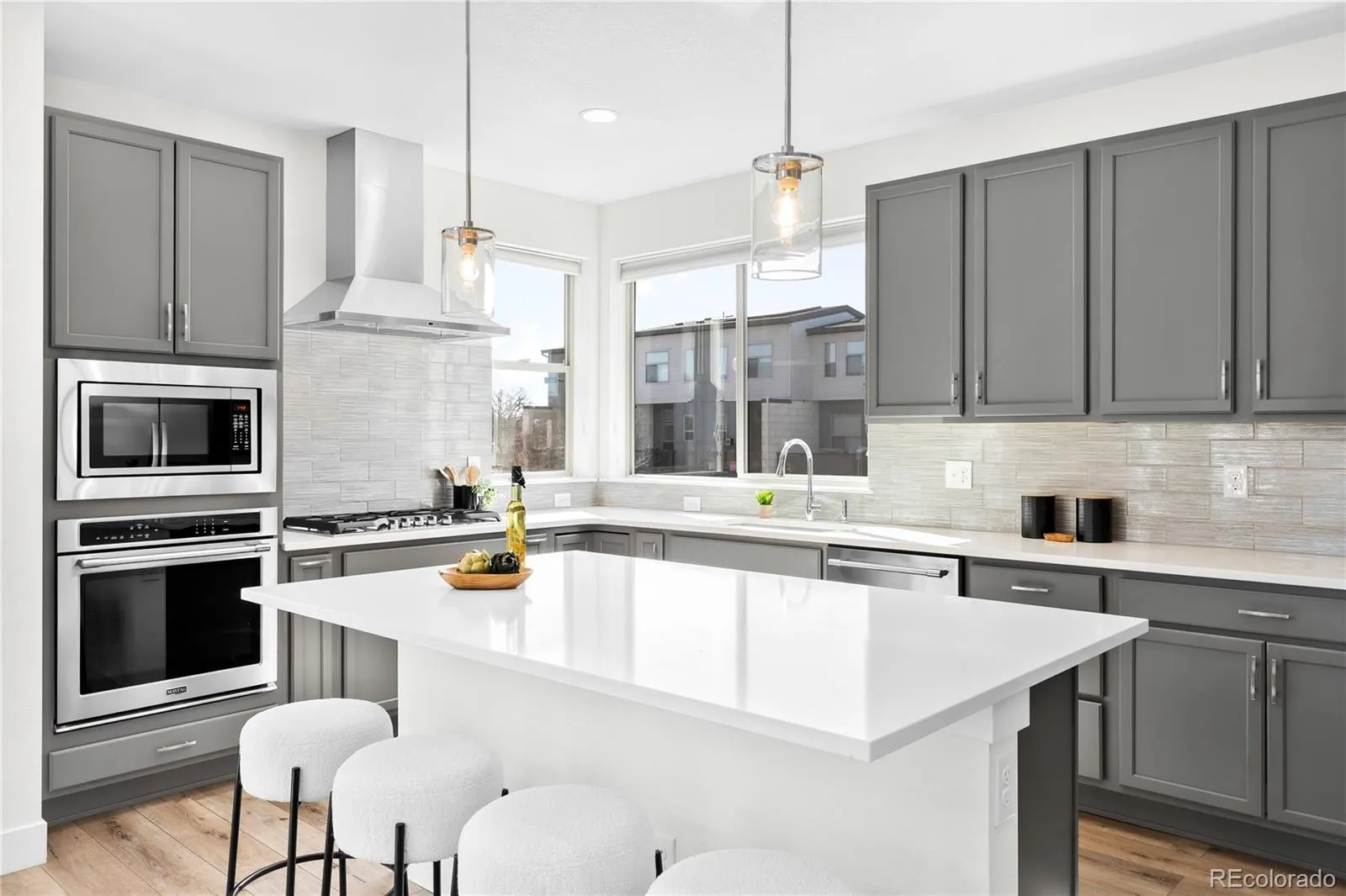 2522 N Moline Street Aurora CO 80010 MLS #REC8239016 05112026070833 1600 6