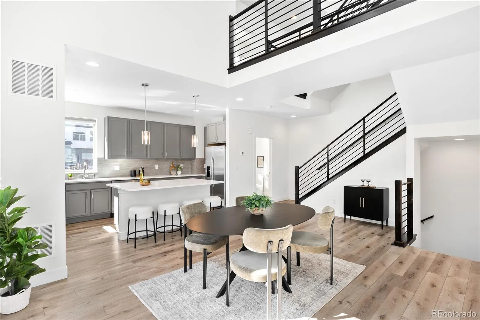 2522 N Moline Street Aurora CO 80010 MLS #REC8239016 05112026070833 1600 9