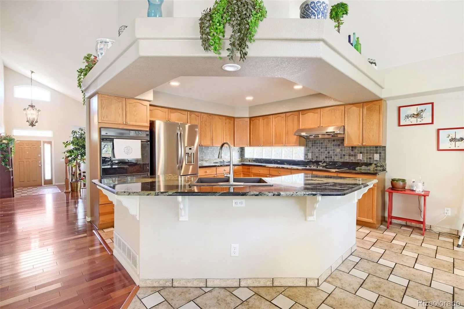 10083 Oak Leaf Way Littleton CO 80129 | MLS #REC8239160 08072026014345 1600 12