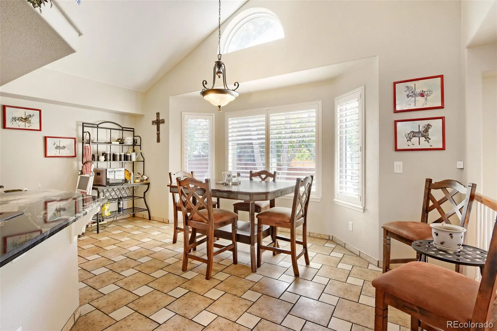 10083 Oak Leaf Way Littleton CO 80129 | MLS #REC8239160 08072026014345 1600 13