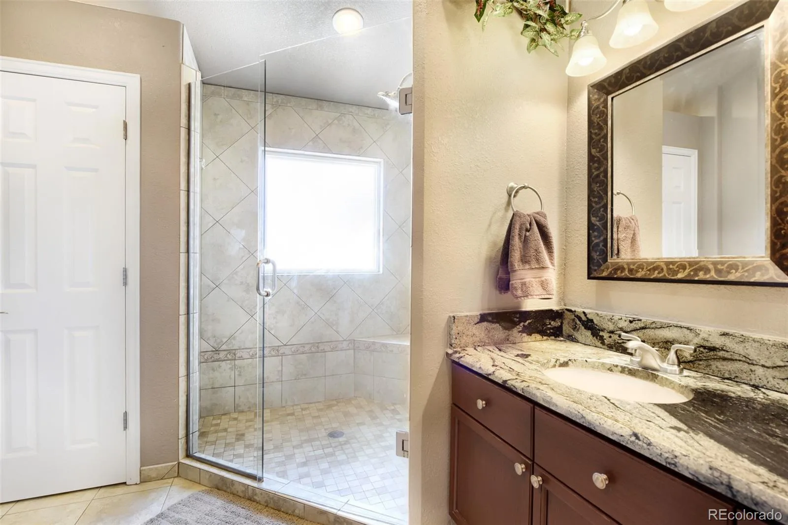 10083 Oak Leaf Way Littleton CO 80129 | MLS #REC8239160 08072026014345 1600 20