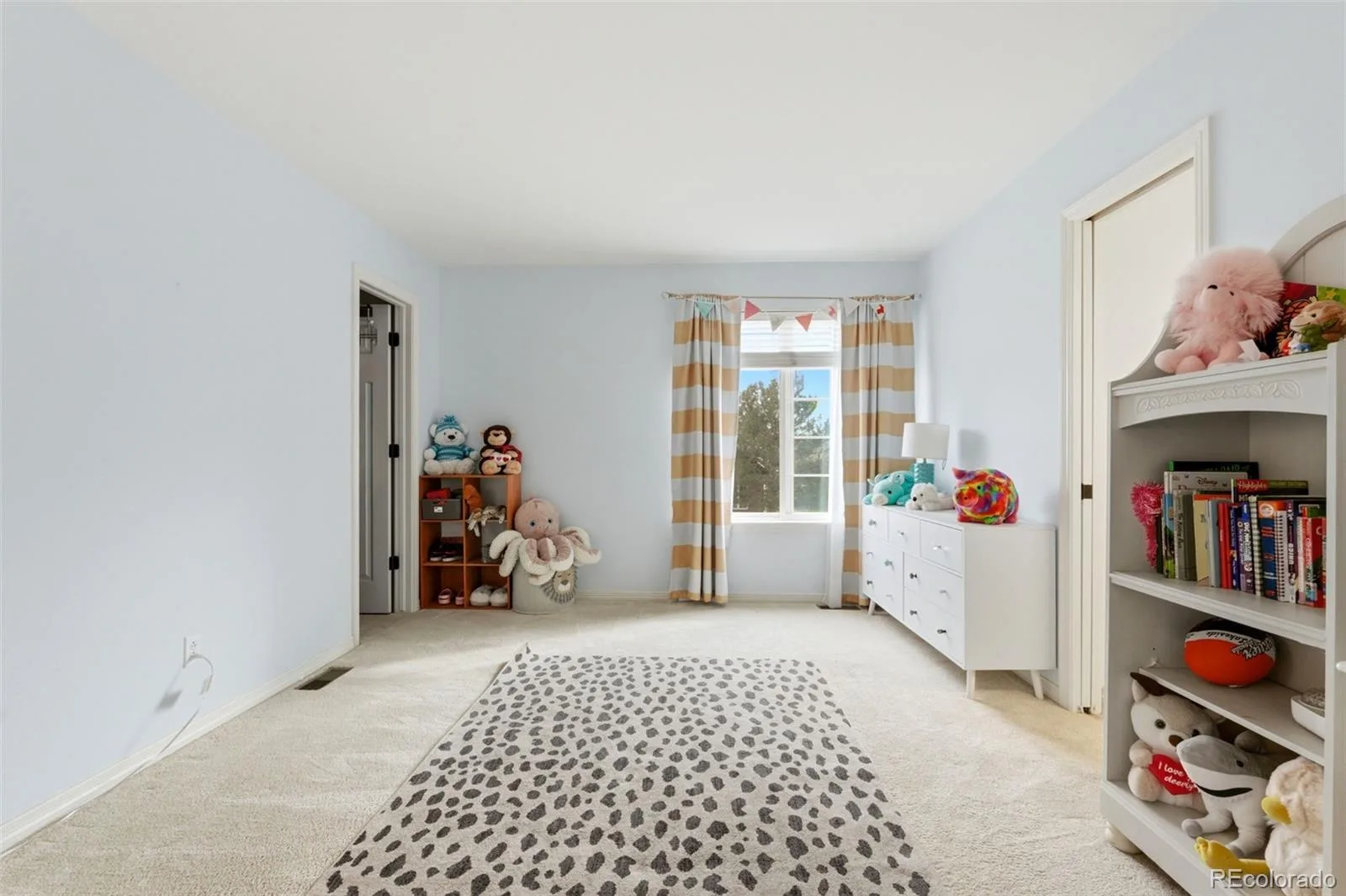 6052 S Andes Circle Aurora CO 80016 MLS #REC8239876 06172026193628 1600 37