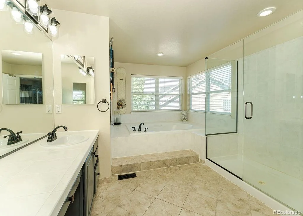 6052 S Andes Circle Aurora CO 80016 MLS #REC8239876 07092026154617 1024 21