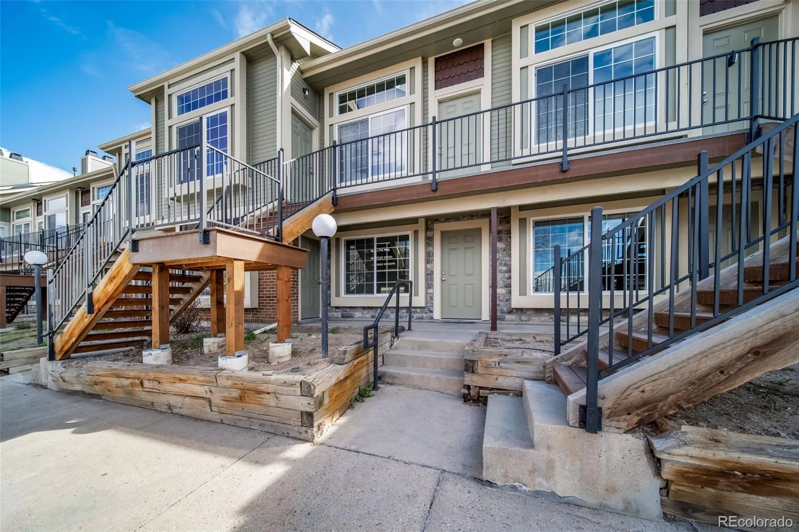 1885 S Quebec Way #A111 Denver CO 80231 MLS #REC8240168 05192026170035 1600 3