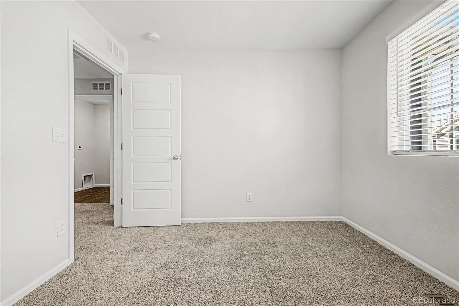 17975 E 103rd Avenue Commerce City CO 80022 | MLS #REC8240589 08282026223029 1600 27