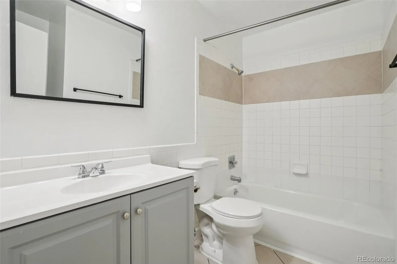 2105 Coronado N Parkway #D Denver CO 80229 | MLS #REC8241095 03282026043733 1600 21