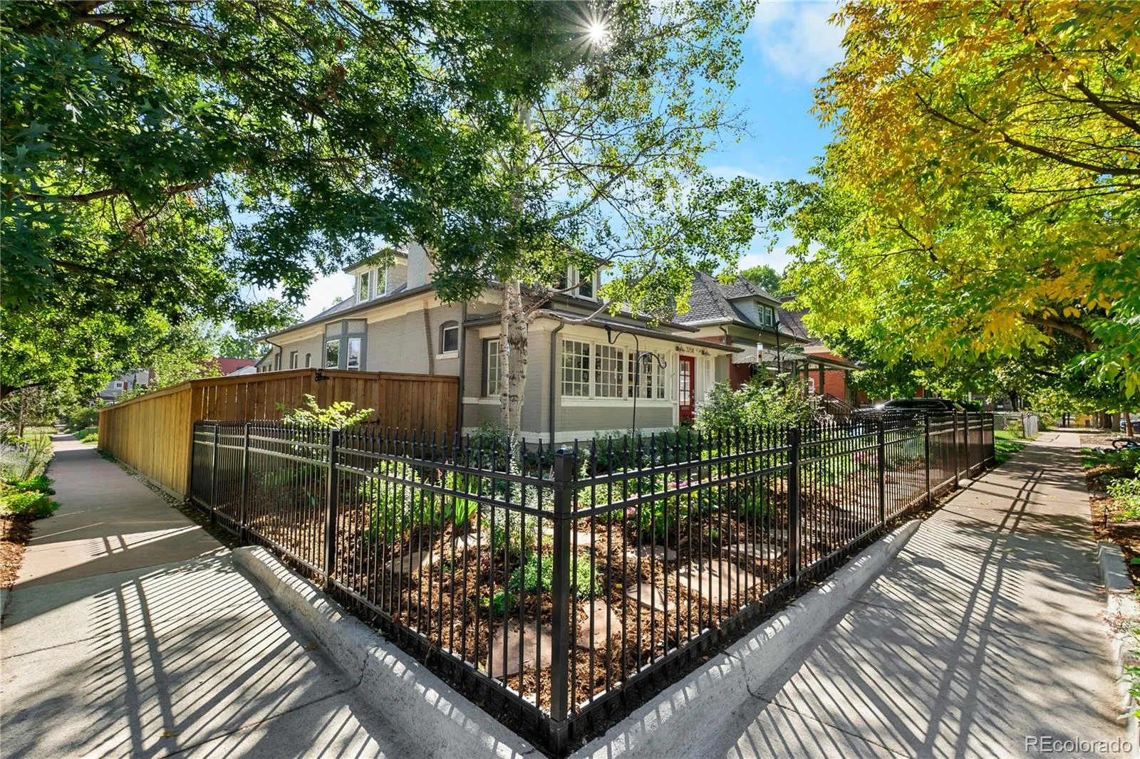 04112026172255 1600 36