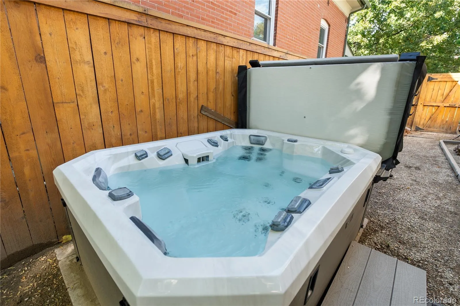 04112026172255 1600 45