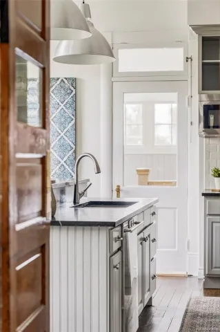 04112026172255 640 11