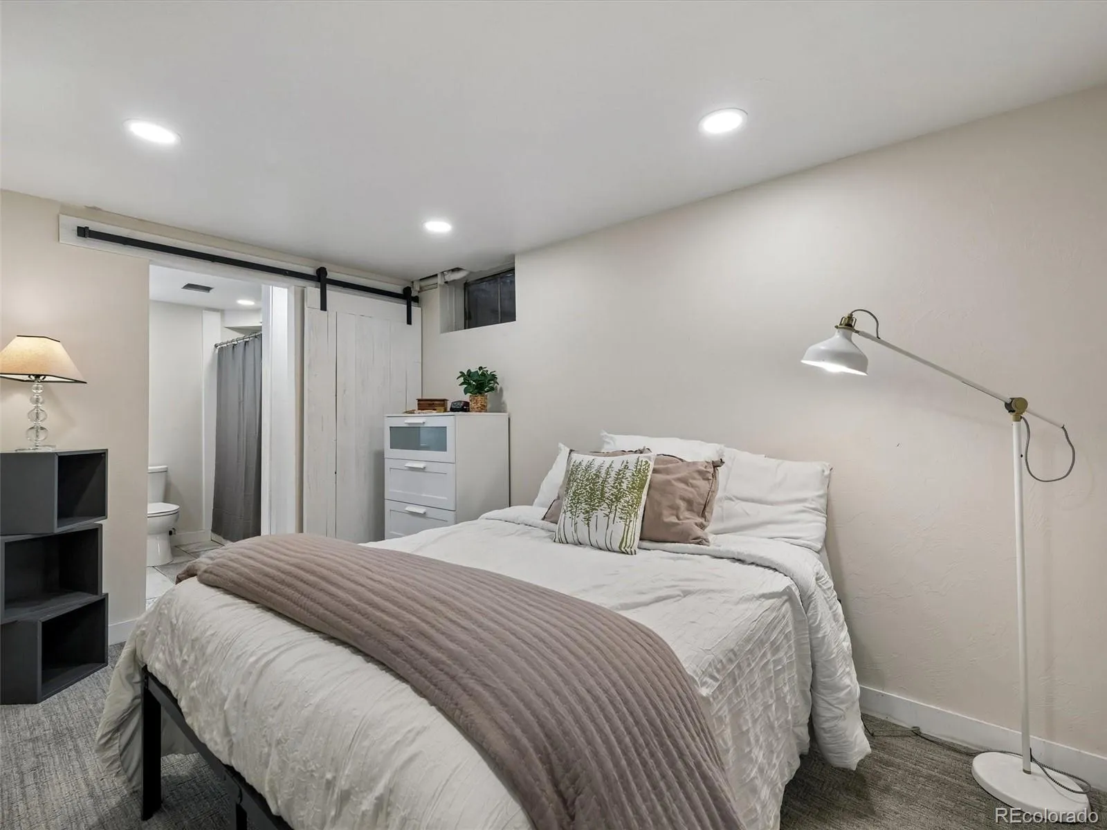 04042026073117 1600 24