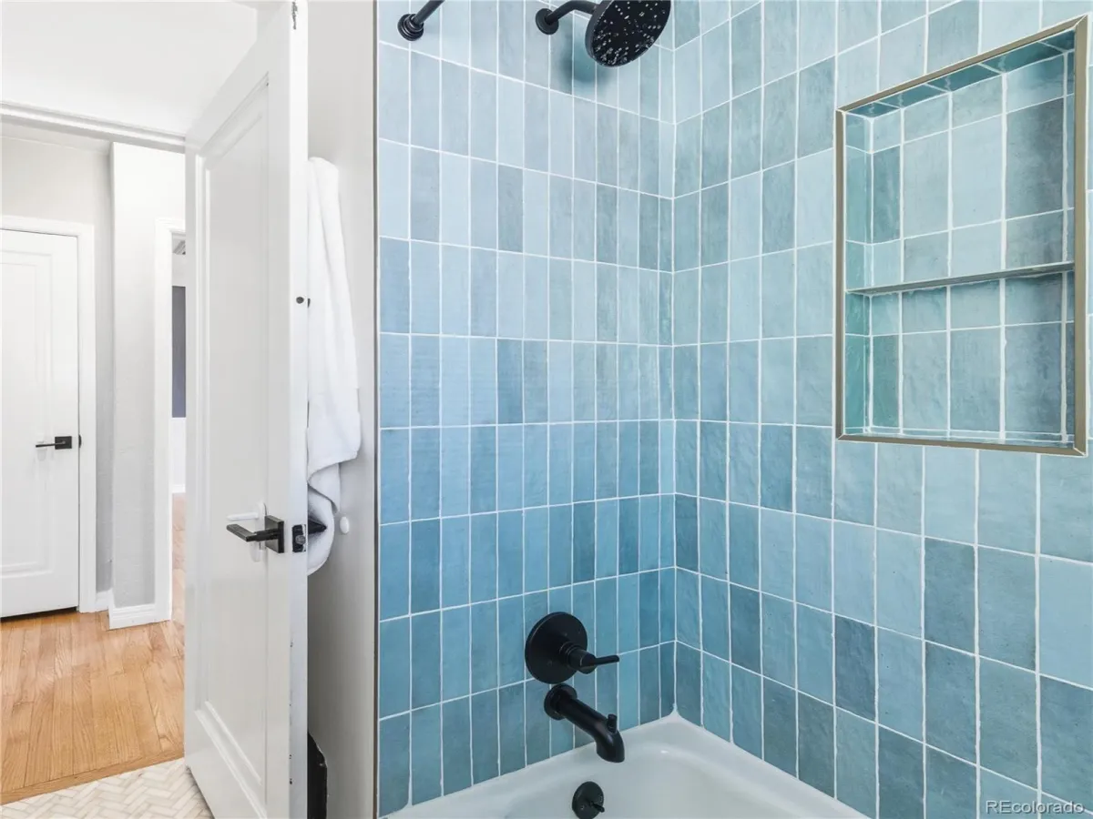 04102026165603 1200 19