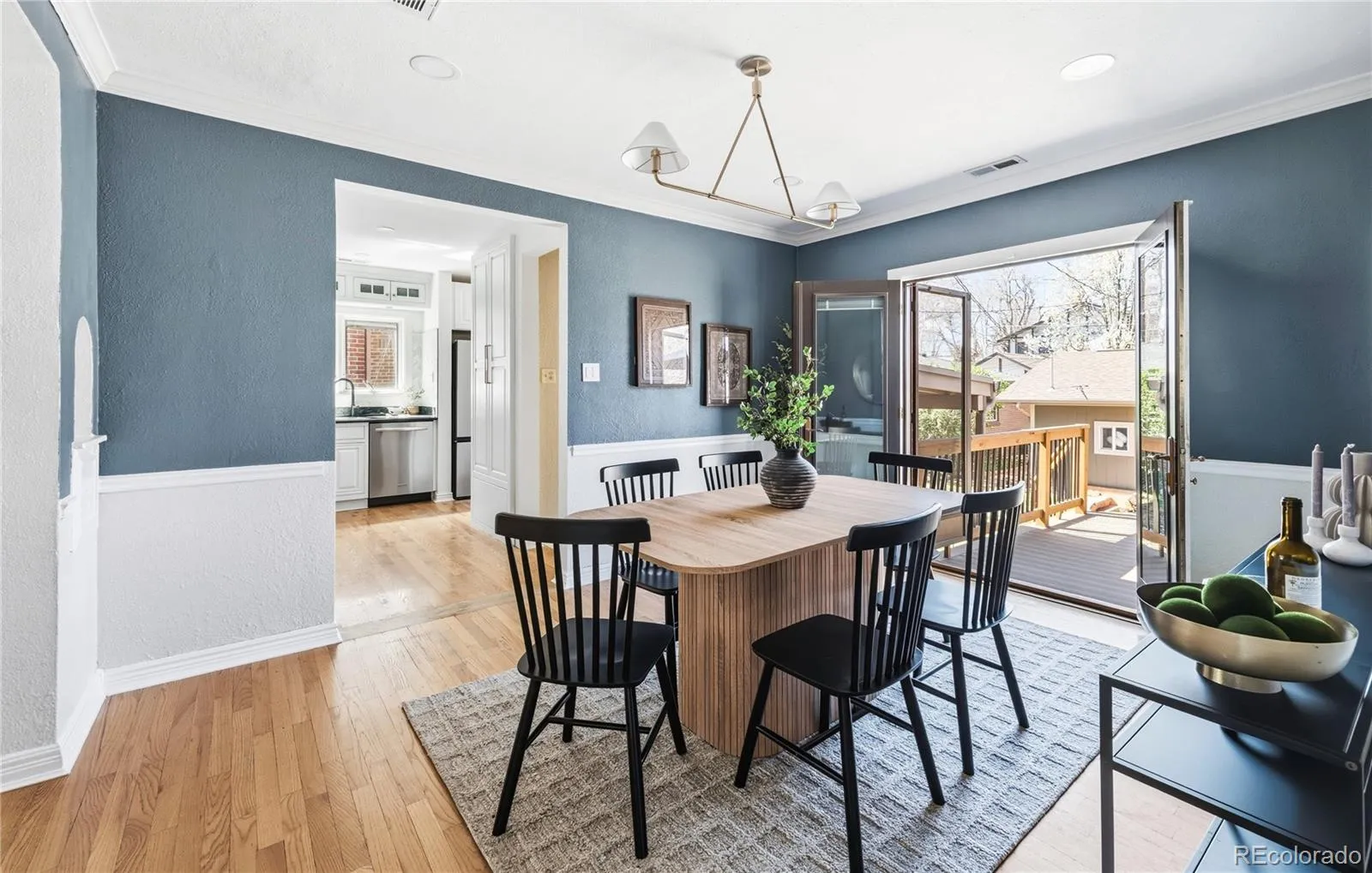 04102026165603 1600 10