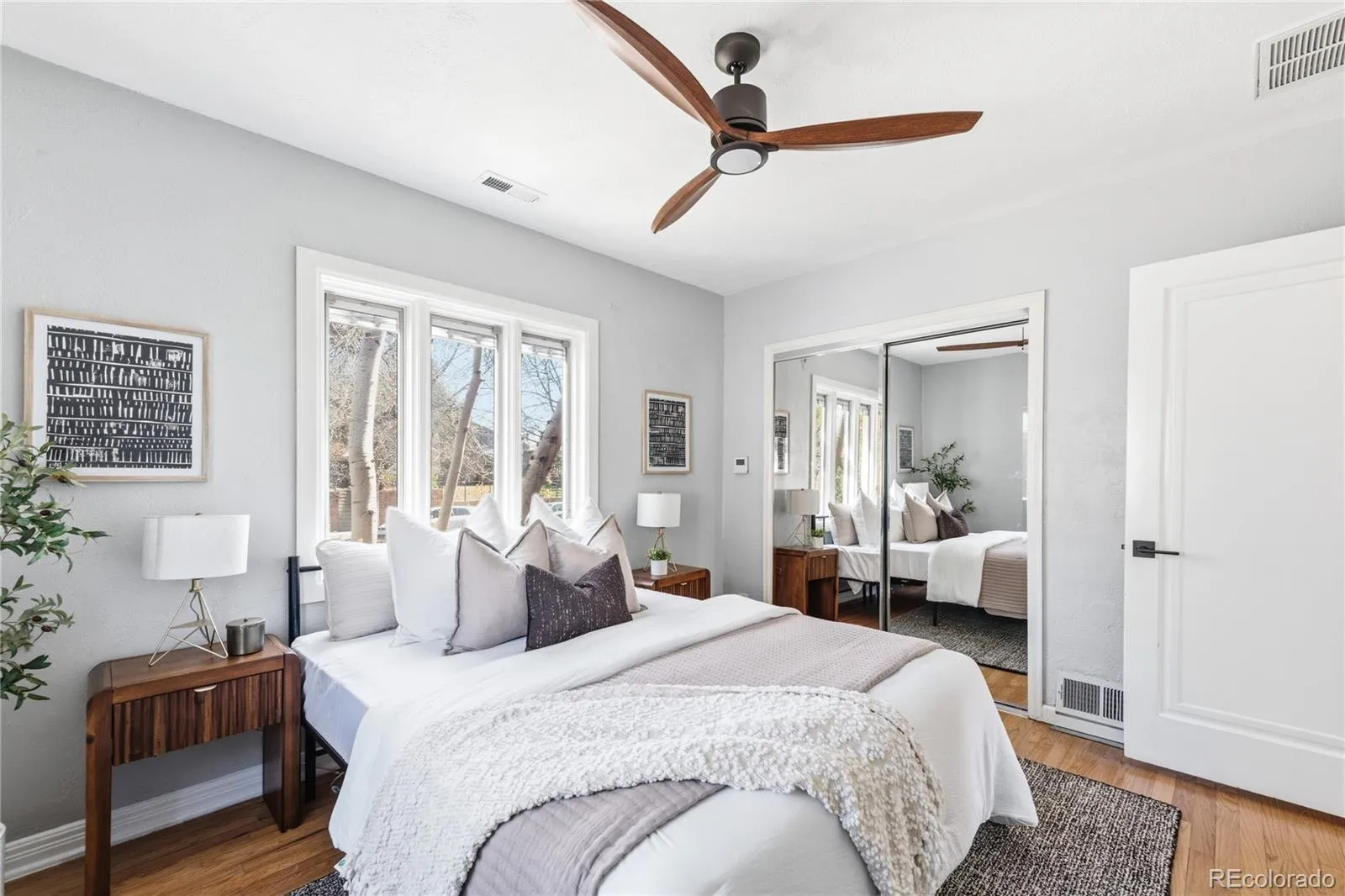 04102026165603 1600 17