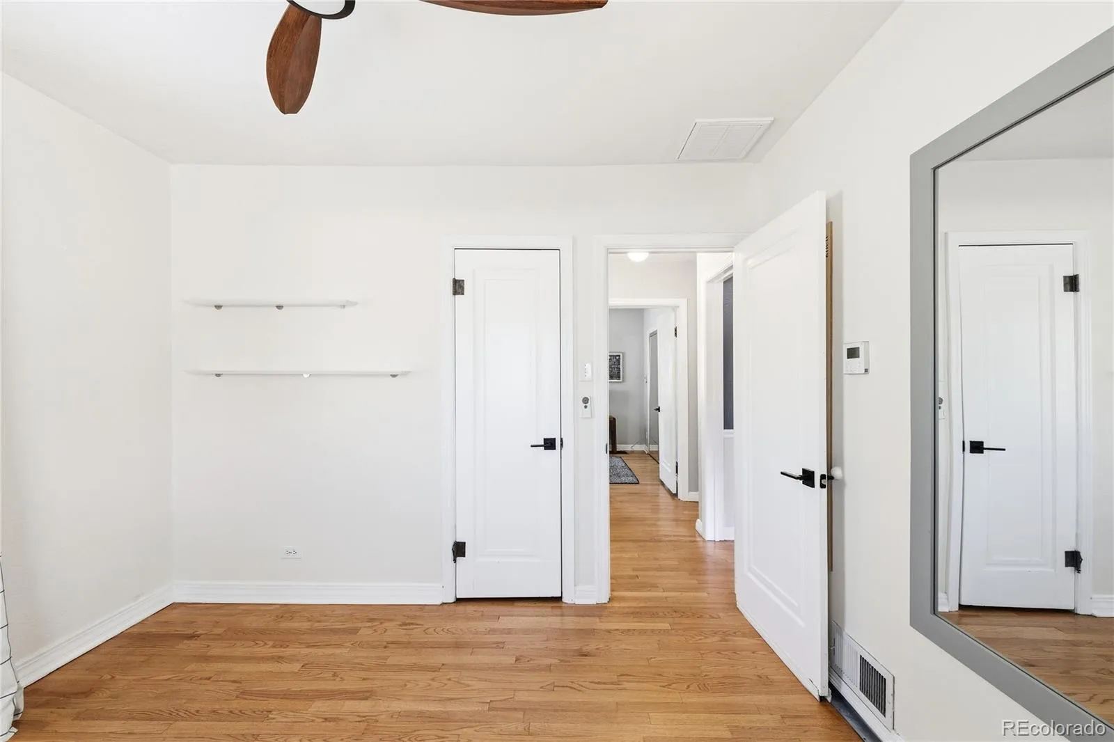 04102026165603 1600 21