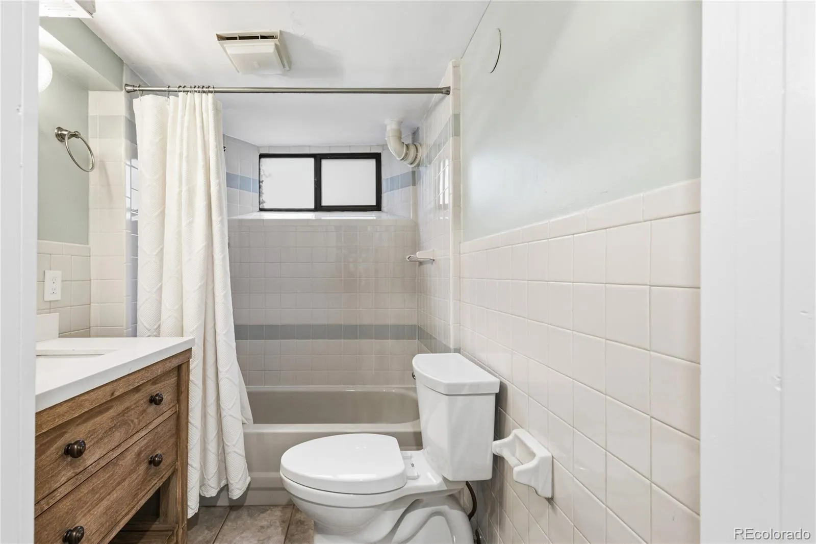 04102026165603 1600 26