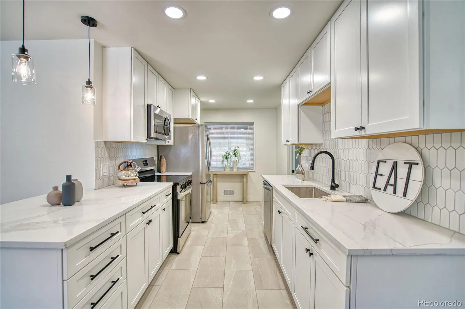 9609 W 57th Avenue Arvada CO 80002 MLS #REC8246581 05142026180745 1600 8