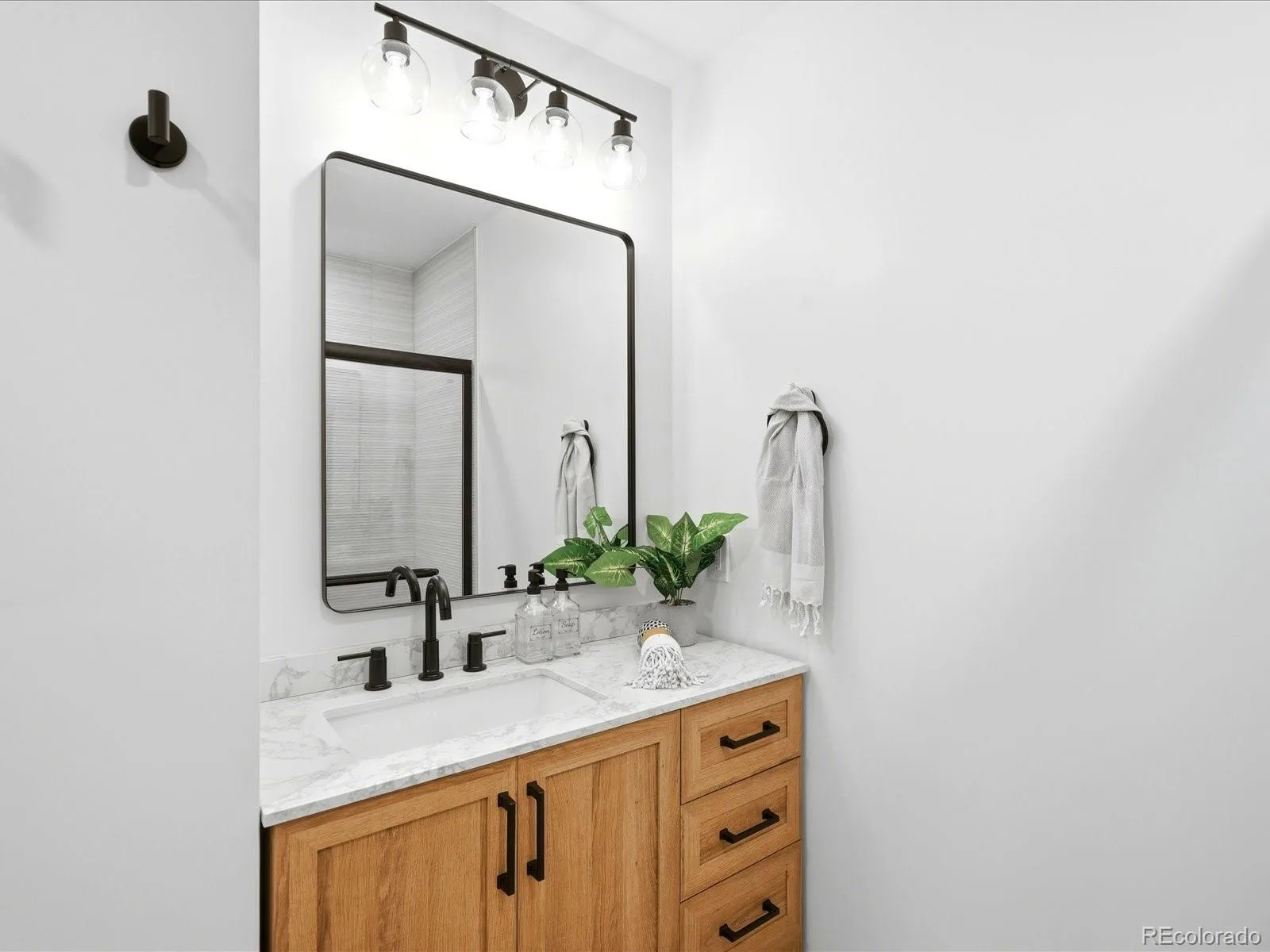 9609 W 57th Avenue Arvada CO 80002 | MLS #REC8246581 07212026192613 1600 27