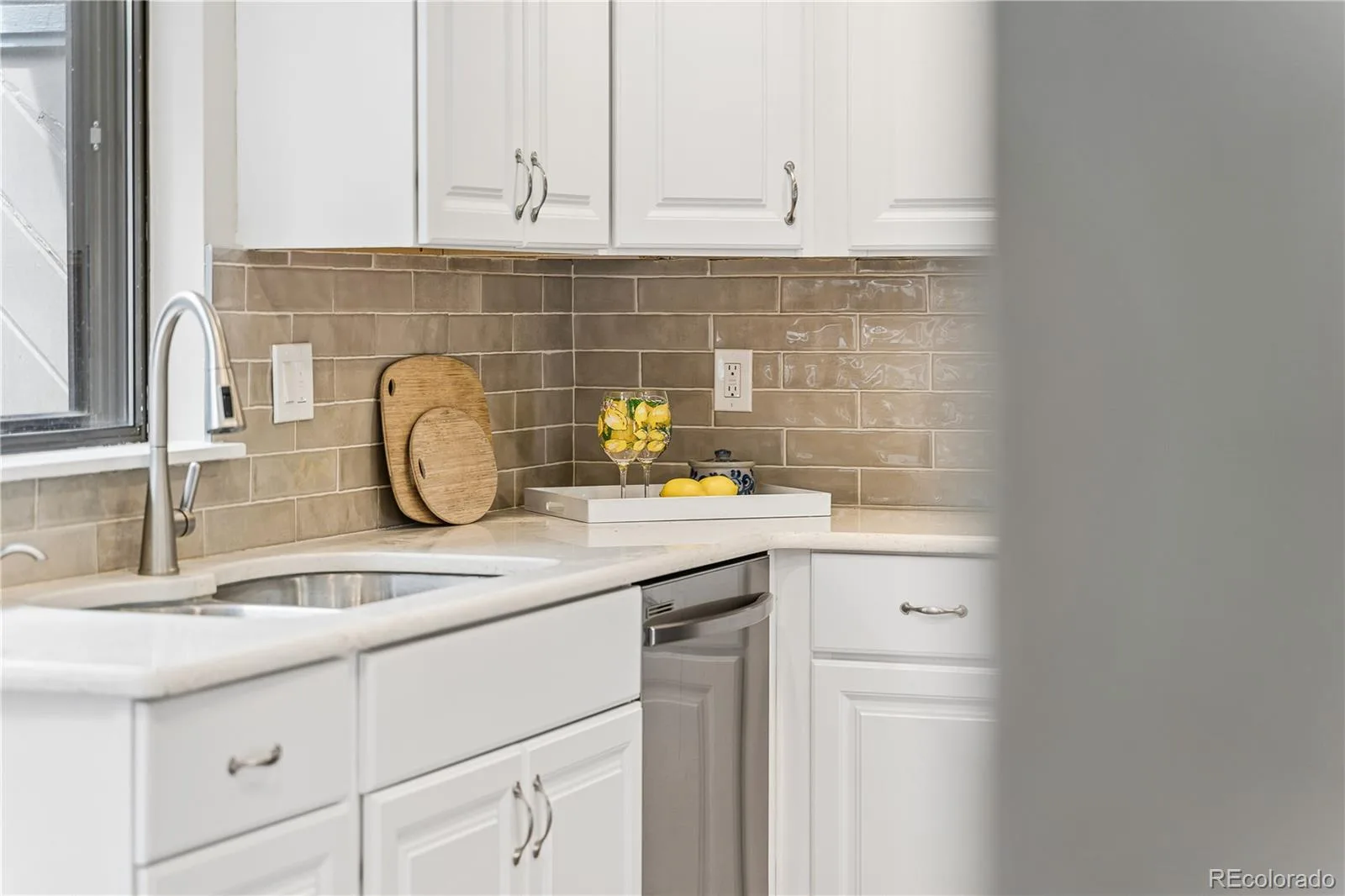 2448 S Victor Street #D Aurora CO 80014 | MLS #REC8247226 09222026085008 1600 23