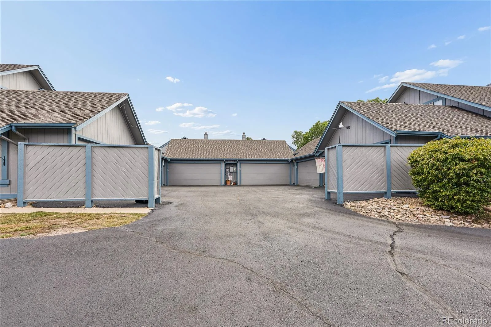 2448 S Victor Street #D Aurora CO 80014 | MLS #REC8247226 09222026085008 1600 39