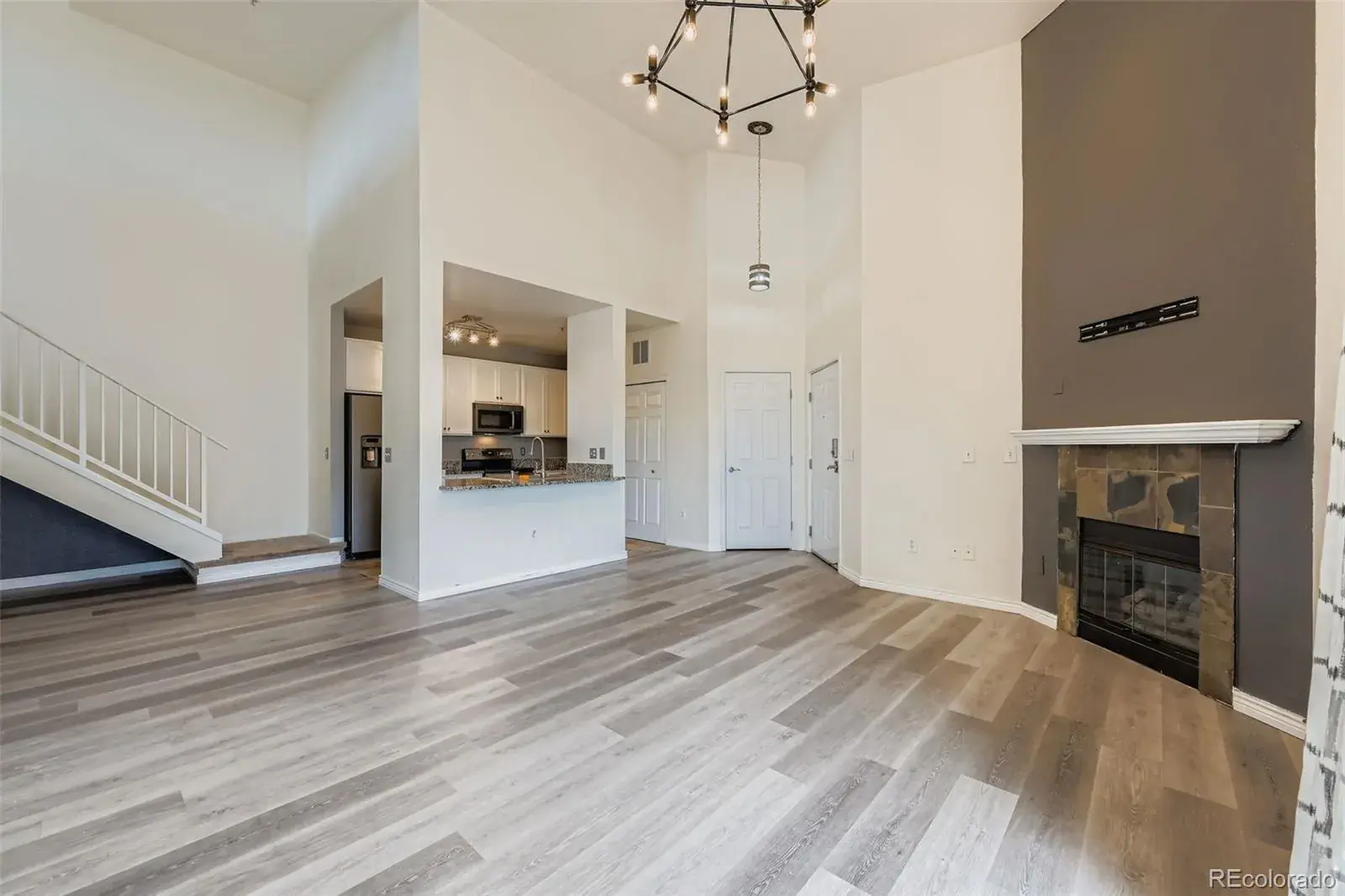 10102025213343 1600 5