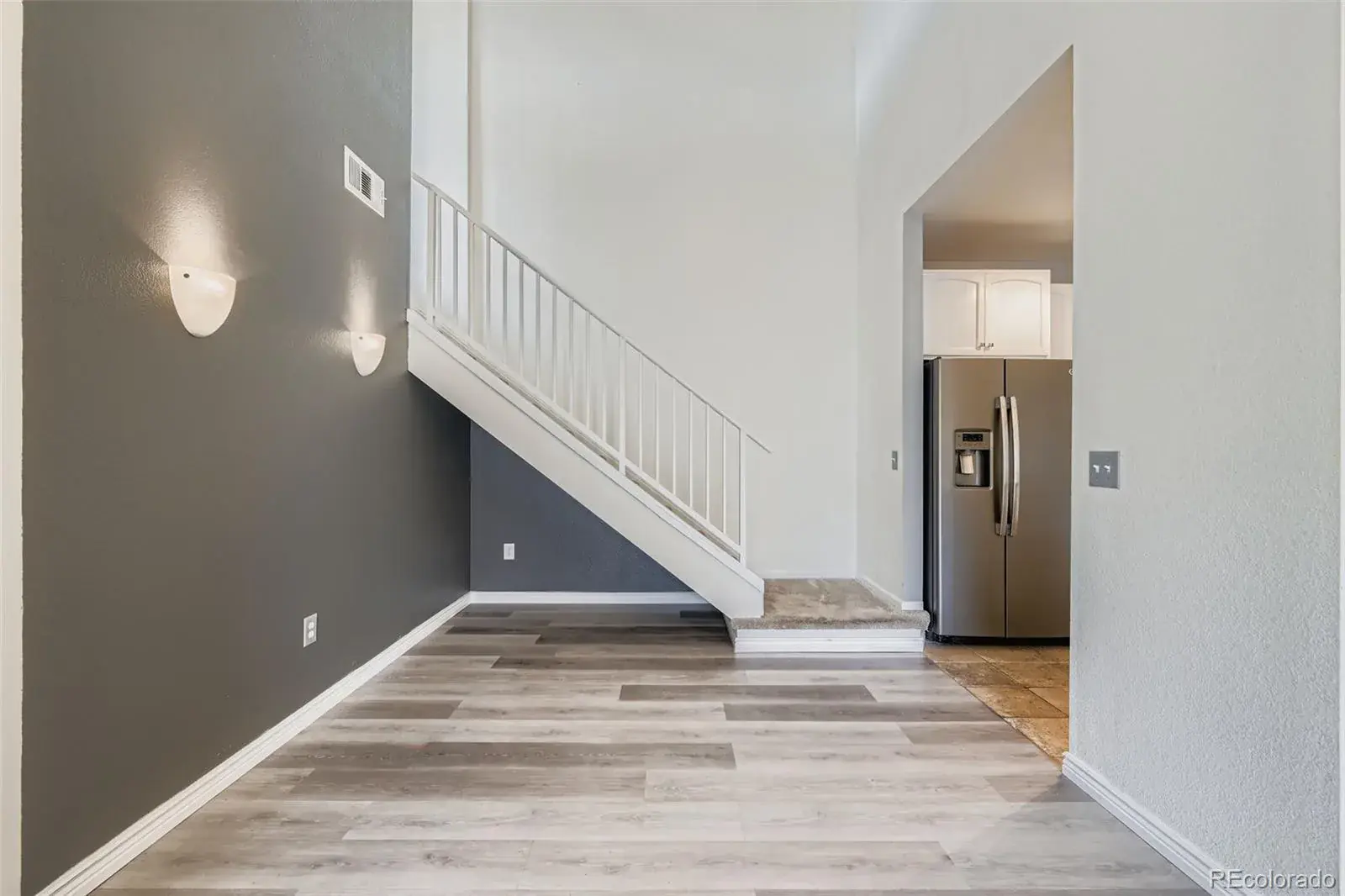 10102025213343 1600 7