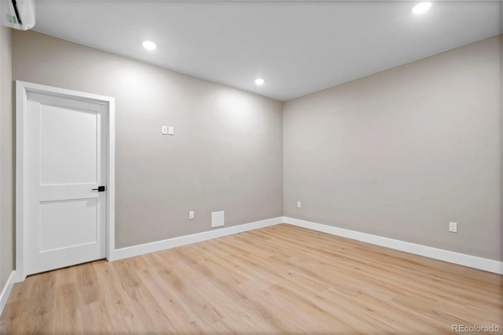 2502 W 29th Avenue Denver CO 80211 | MLS #REC8248632 10122026015003 1600 33