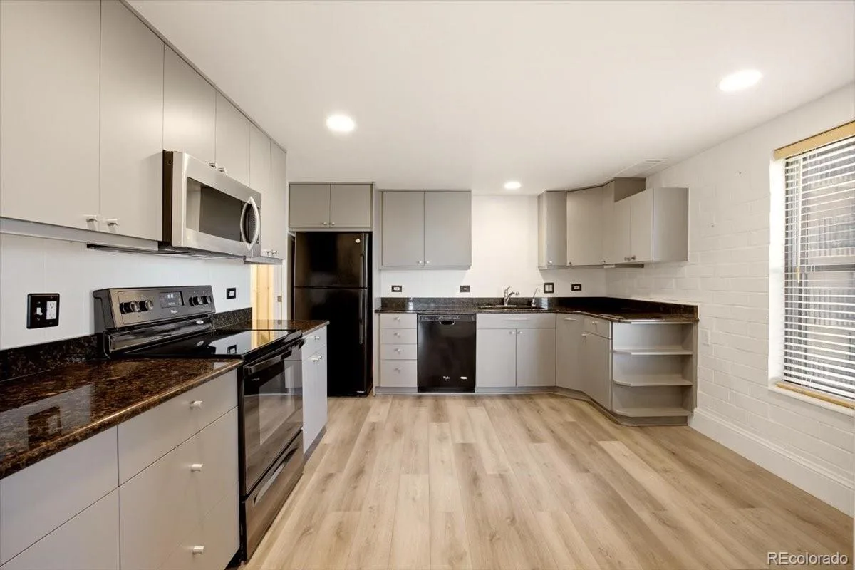 420 S Marion Parkway #1303 Denver CO 80209 MLS #REC8249927 06122026174826 1200 12