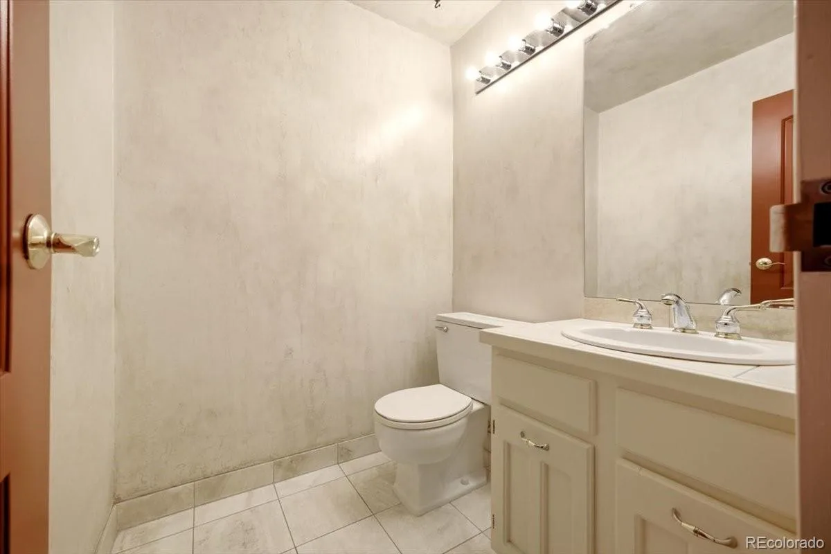 420 S Marion Parkway #1303 Denver CO 80209 MLS #REC8249927 06122026174826 1200 15