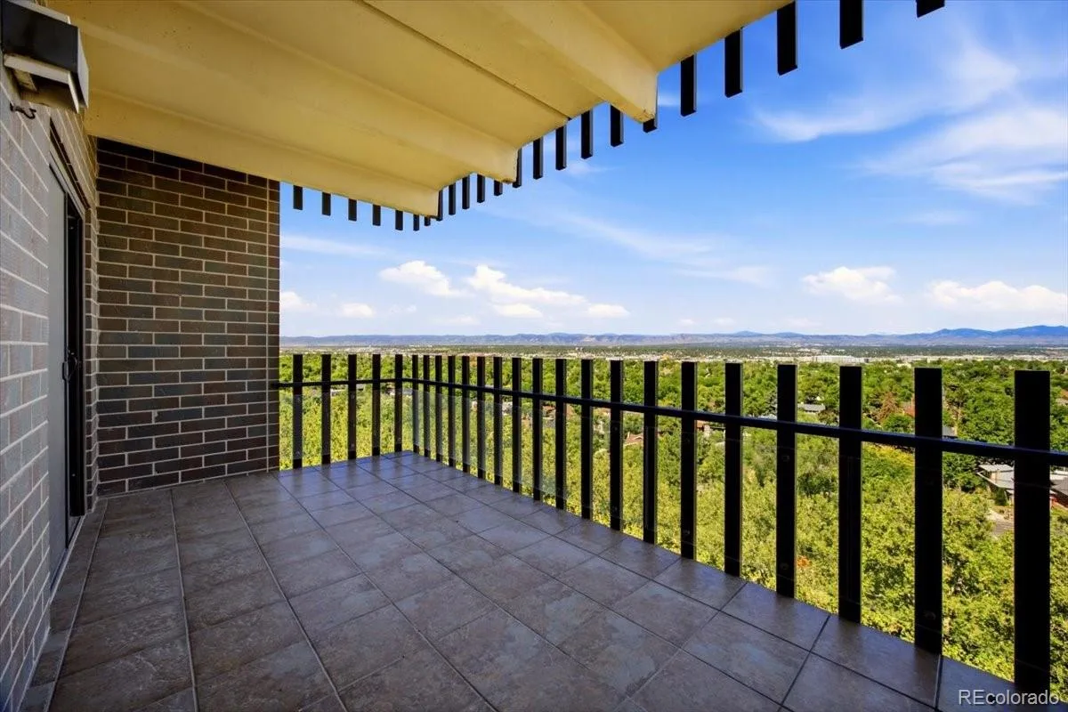 420 S Marion Parkway #1303 Denver CO 80209 MLS #REC8249927 06122026174826 1200 4