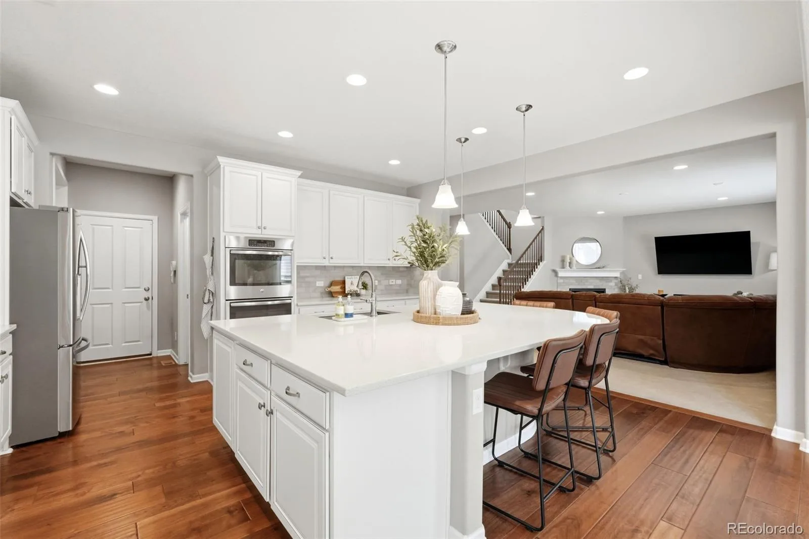 5042 S Valdai Way Aurora CO 80015 | MLS #REC8252436 08062026233612 1600 14