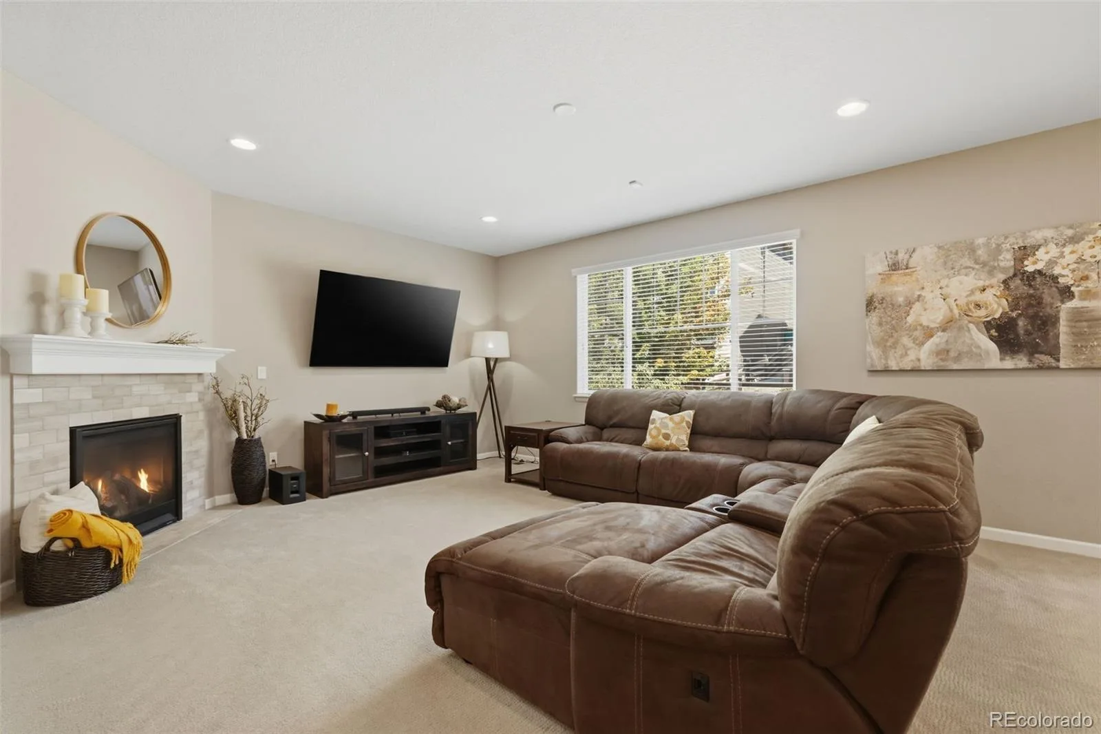 5042 S Valdai Way Aurora CO 80015 | MLS #REC8252436 08062026233612 1600 17