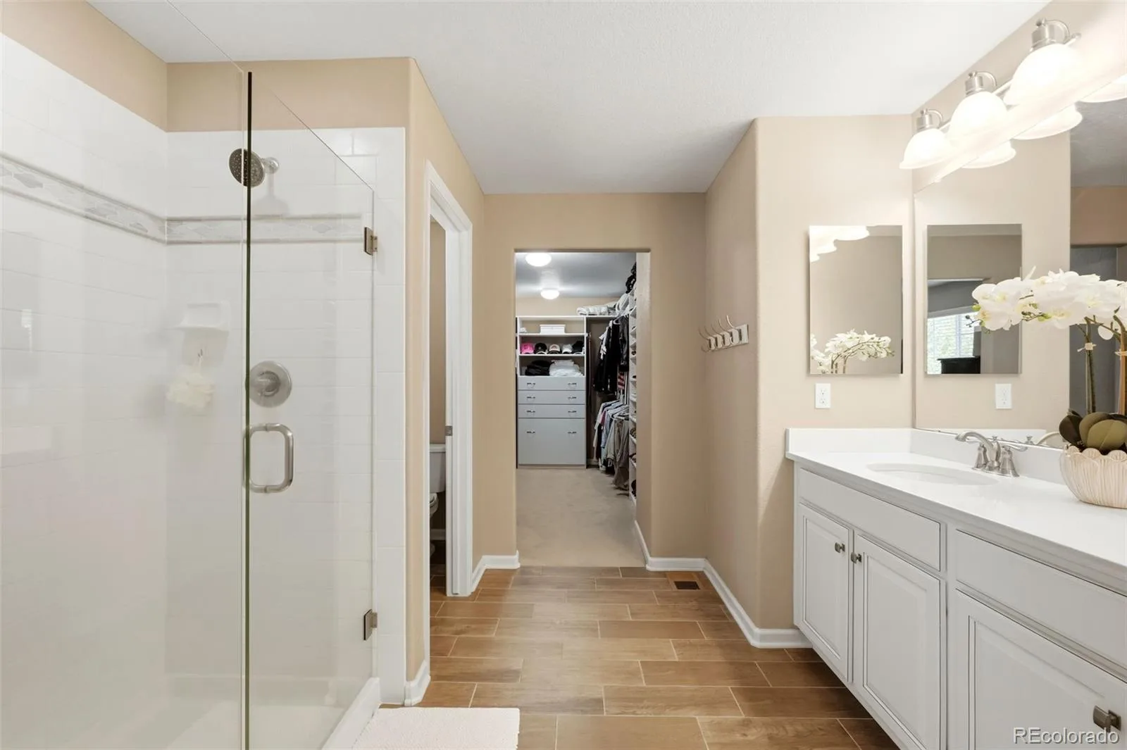 5042 S Valdai Way Aurora CO 80015 | MLS #REC8252436 08062026233612 1600 21
