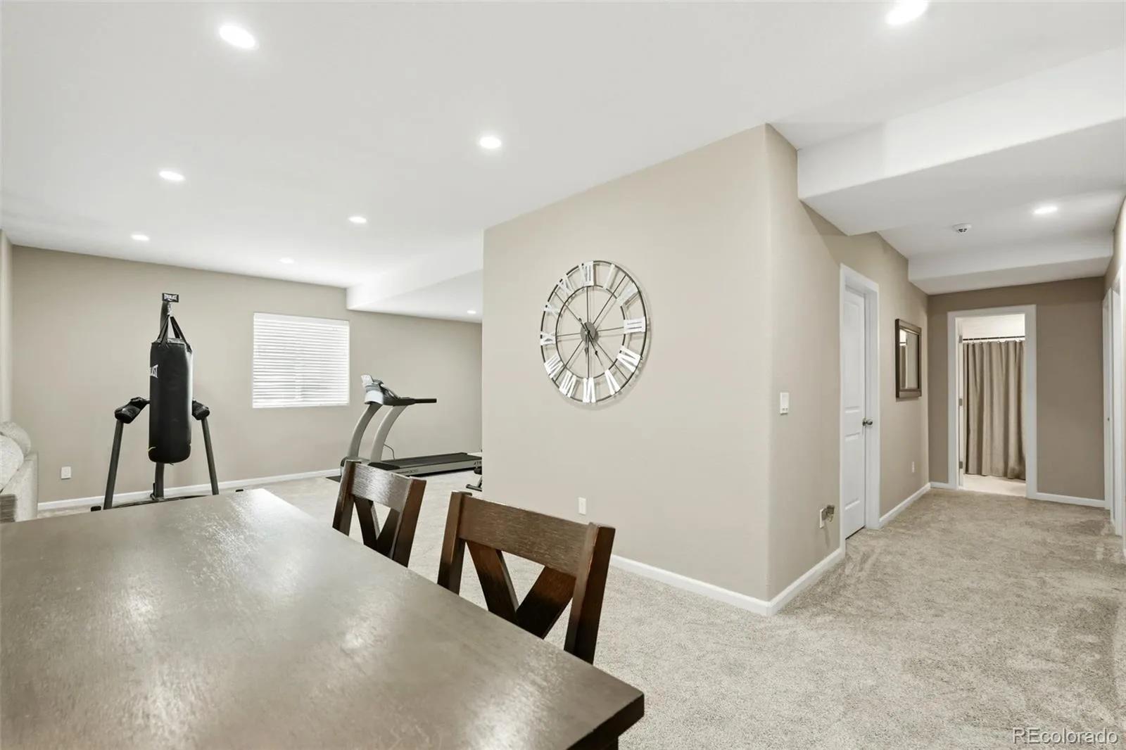5042 S Valdai Way Aurora CO 80015 | MLS #REC8252436 08062026233612 1600 35