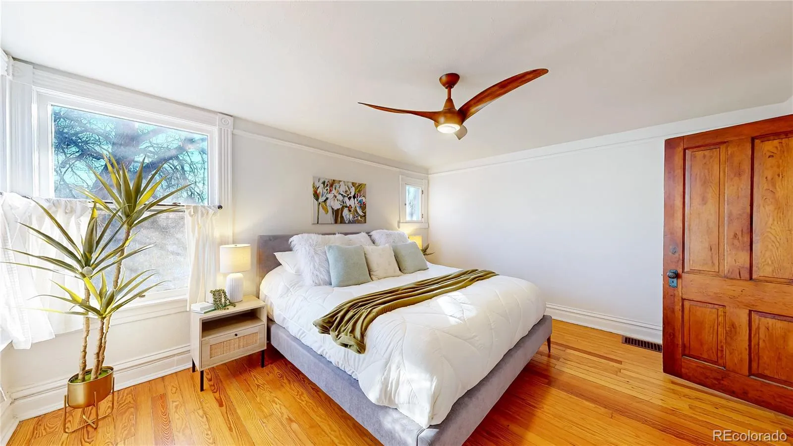 04172026004133 1600 10